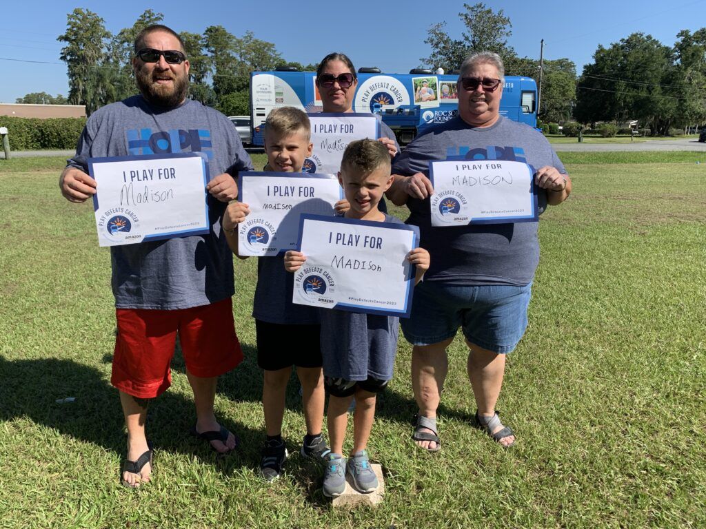 Madison's family showing their support for her on her build day!